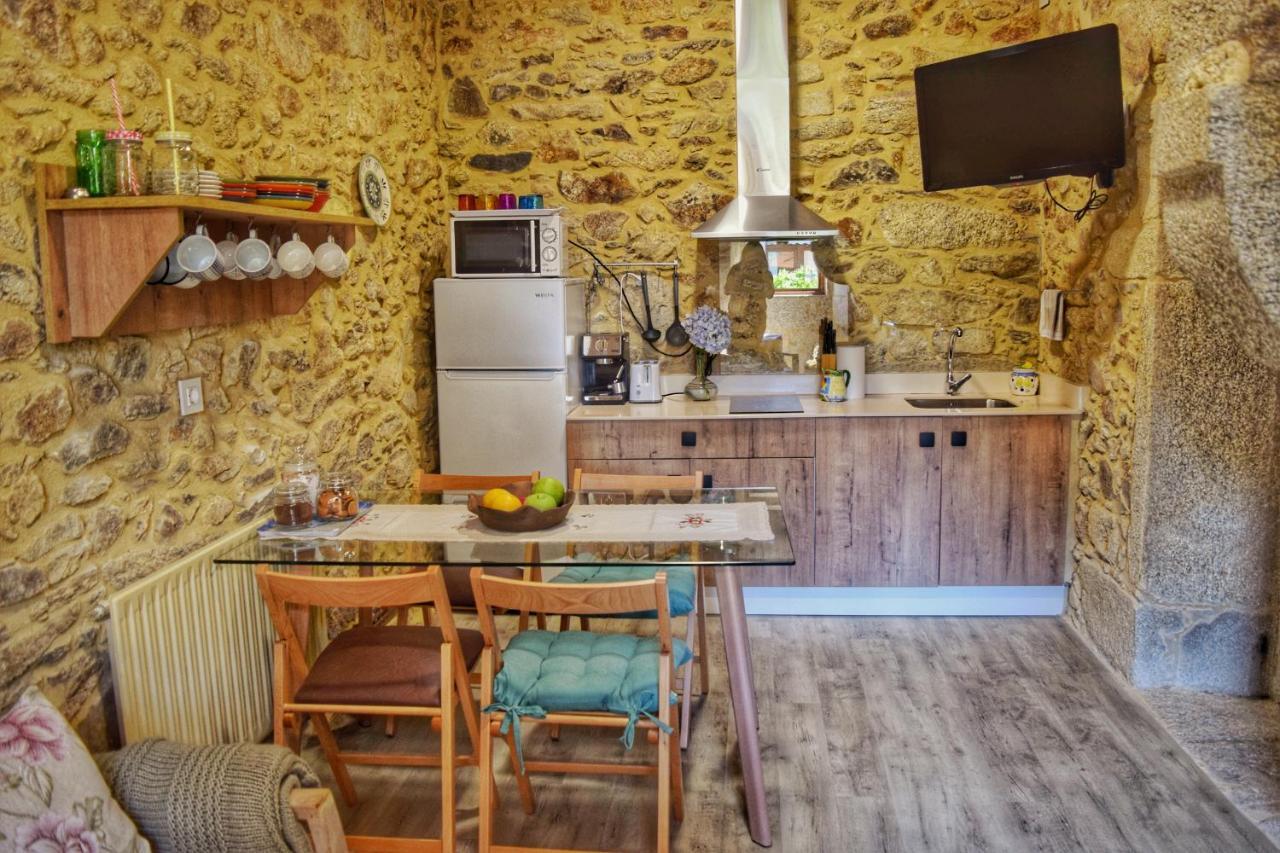 Casa Dos Amos En Costa Da Morte. A Coruna ポンテセソ エクステリア 写真